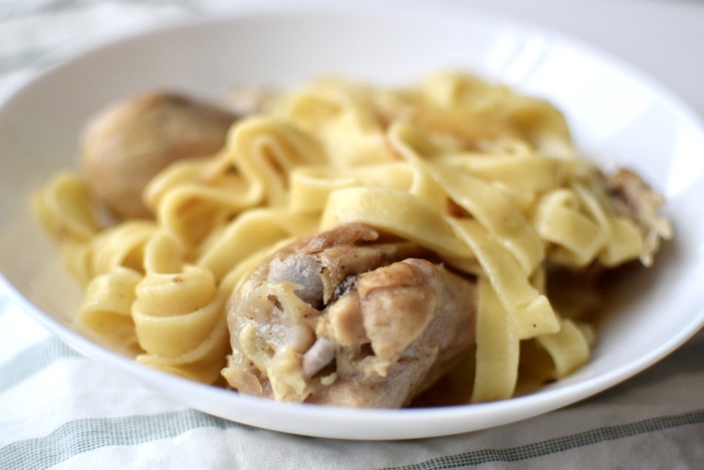 One-pot chicken tagliatelle