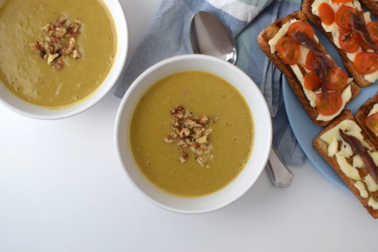 Zingy broccoli carrot celery potato soup