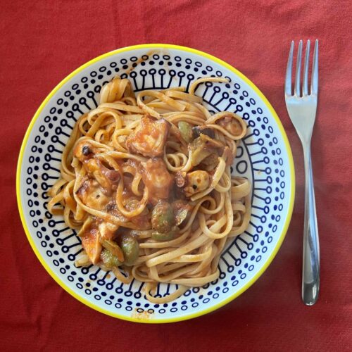 linguine with octopus and green olives